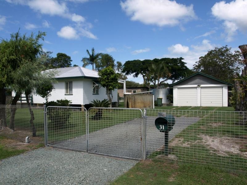 31 Pelican Parade, Jacobs Well QLD 4208