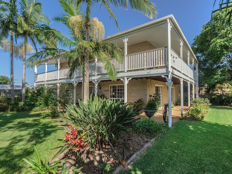 6 SEAVIEW Avenue, Jacobs Well QLD 4208