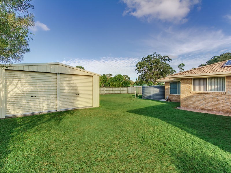 25 PELICAN Parade, Jacobs Well QLD 4208