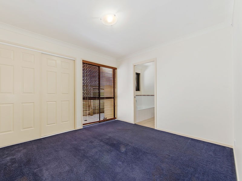 74 OVERLAND Drive, Edens Landing QLD 4207