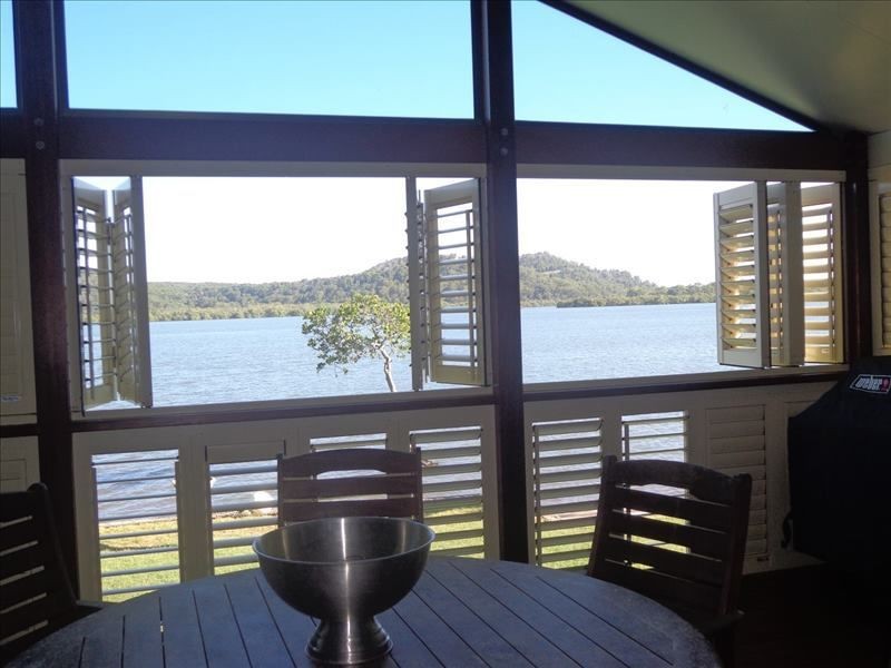 8 Browning Street, Russell Island QLD 4184