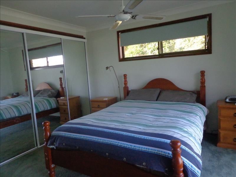 8 Browning Street, Russell Island QLD 4184