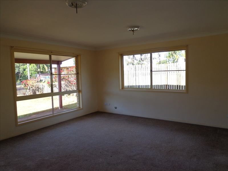 141 High Street, Russell Island QLD 4184