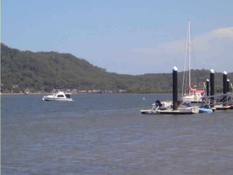 141 High Street, Russell Island QLD 4184