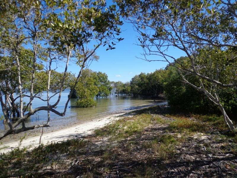 141 High Street, Russell Island QLD 4184