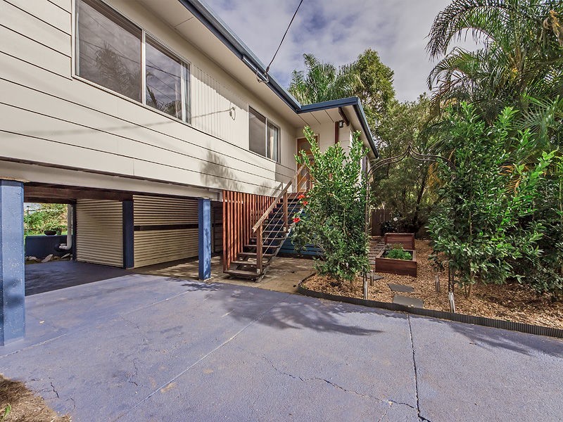 1852 Stapylton Jacobs Well Road, Jacobs Well QLD 4208
