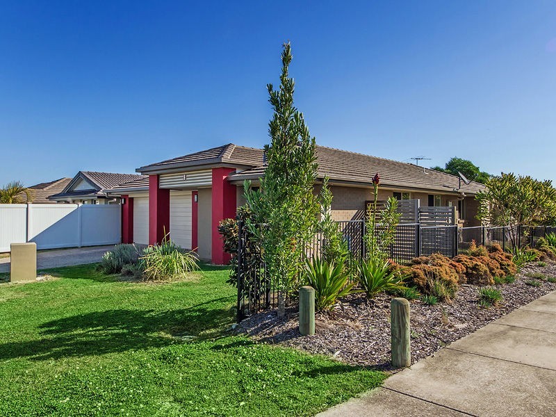 18 Collingrove Circuit, Pimpama QLD 4209