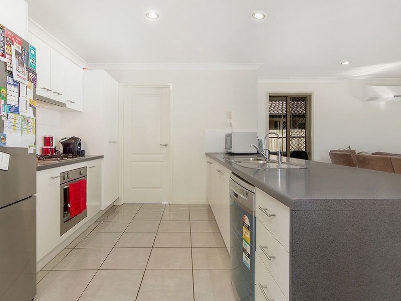 18 Collingrove Circuit, Pimpama QLD 4209