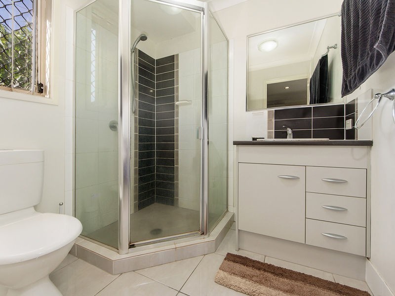 18 Collingrove Circuit, Pimpama QLD 4209