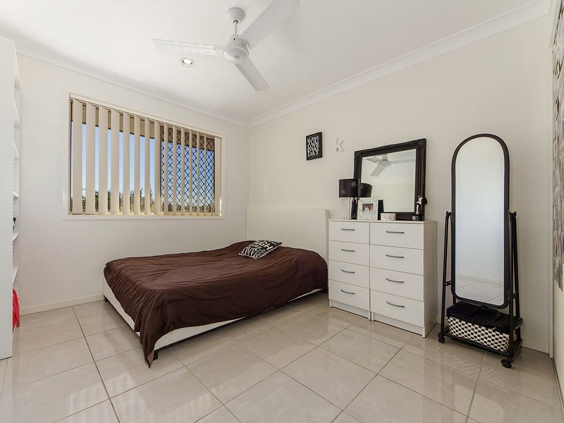 18 Collingrove Circuit, Pimpama QLD 4209