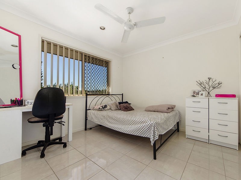 18 Collingrove Circuit, Pimpama QLD 4209