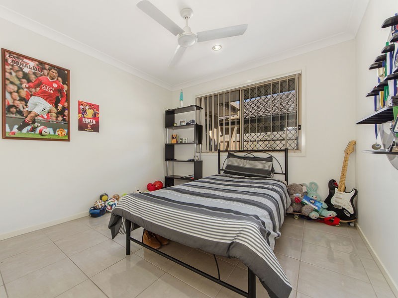 18 Collingrove Circuit, Pimpama QLD 4209