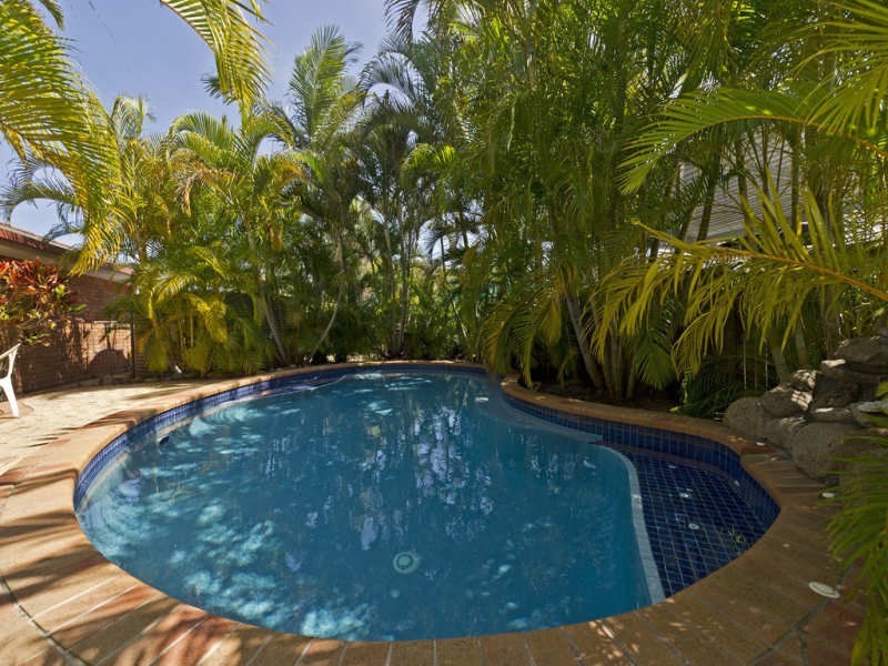 12 Banka Avenue, Jacobs Well QLD 4208