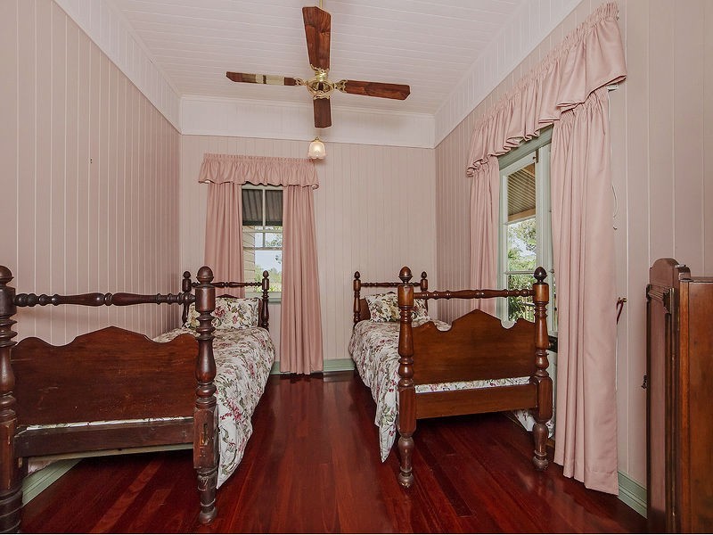 3 Marine Court, Jacobs Well QLD 4208