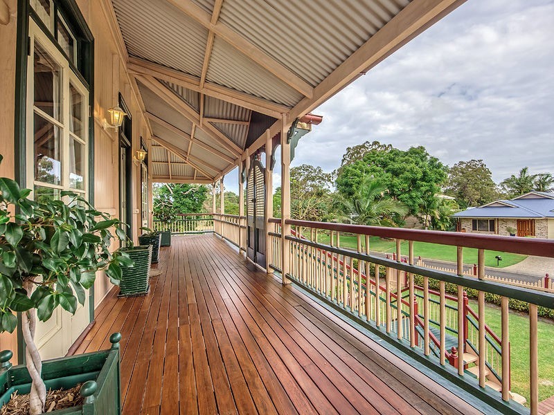 3 Marine Court, Jacobs Well QLD 4208