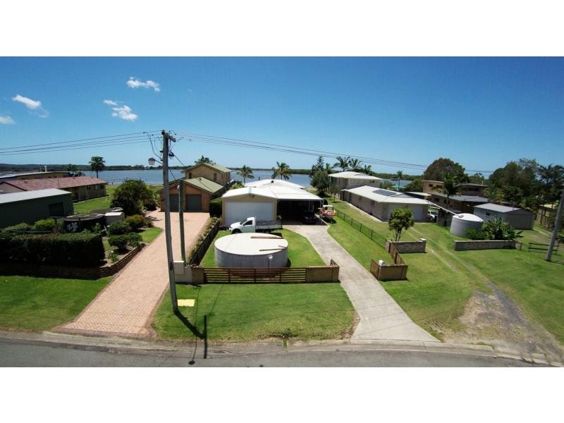 50 WARANA Avenue, Steiglitz QLD 4207