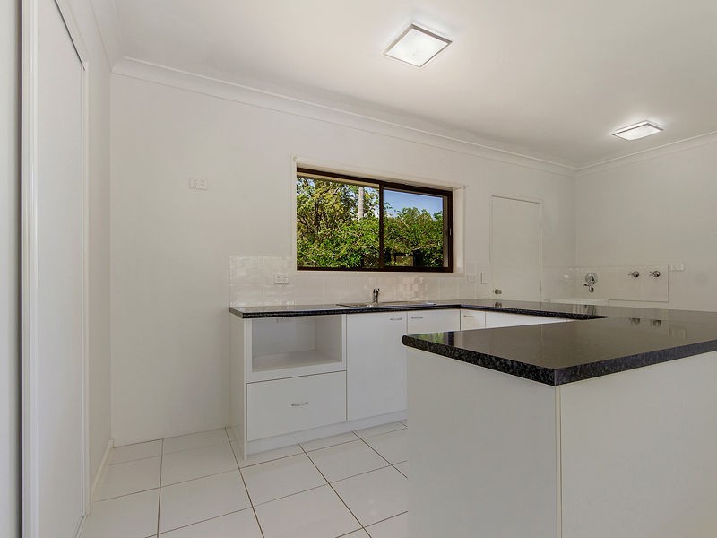 24 Pelican Parade, JACOBS WELL, Jacobs Well QLD 4208