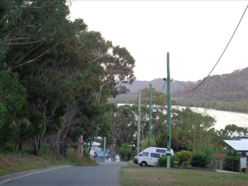 120 Wahine Drive, Russell Island QLD 4184