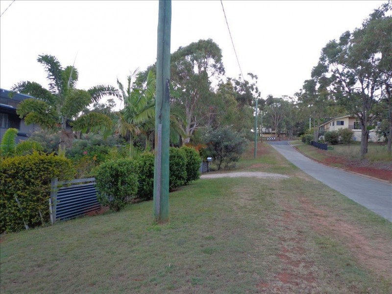 120 Wahine Drive, Russell Island QLD 4184