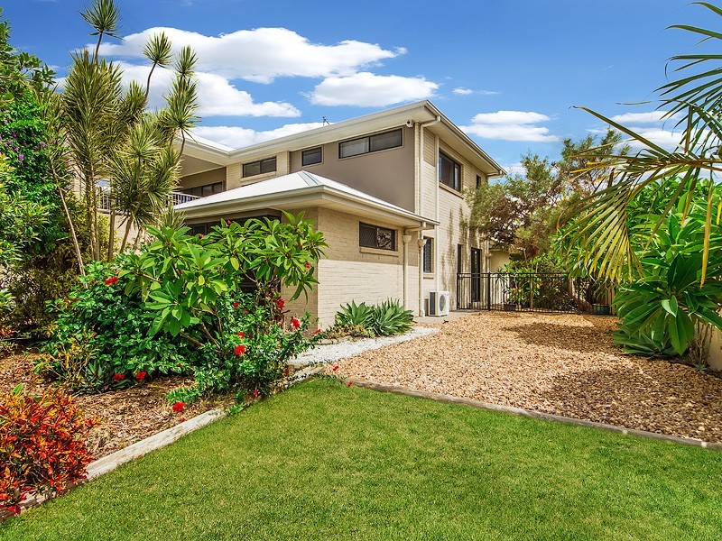 49 Esplanade St, Jacobs Well QLD 4208