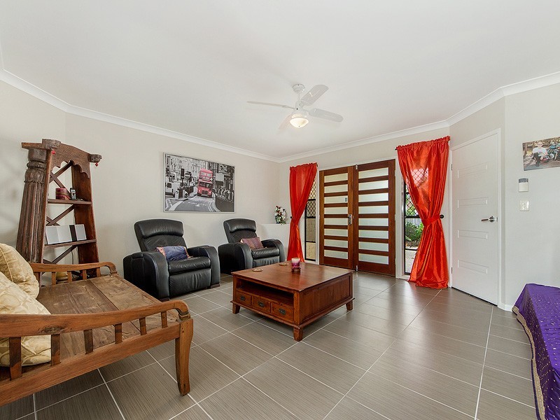 49 Esplanade St, Jacobs Well QLD 4208