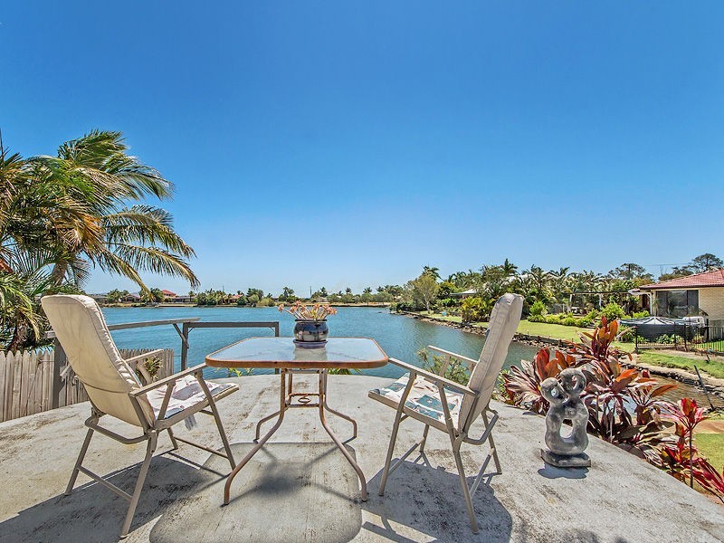 3 Bangalow Drive, Steiglitz QLD 4207