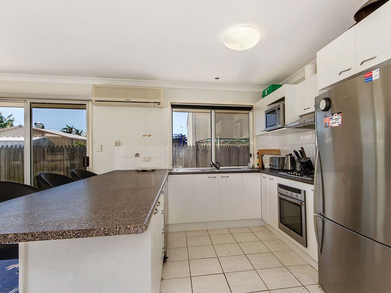 3 Bangalow Drive, Steiglitz QLD 4207