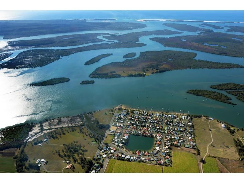 3 Bangalow Drive, Steiglitz QLD 4207