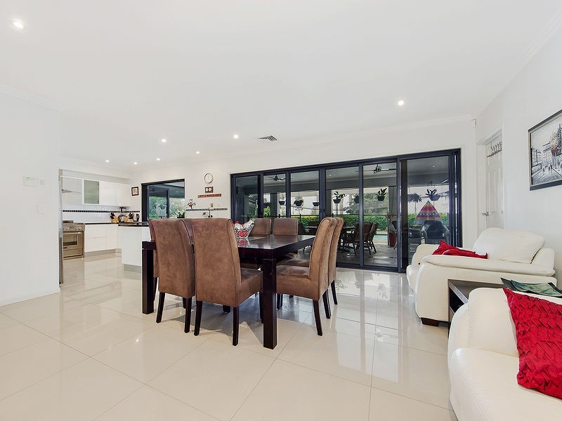 16 MARINA Parade, Calypso Bay, Jacobs Well QLD 4208