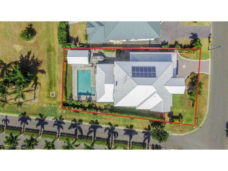 16 MARINA Parade, Calypso Bay, Jacobs Well QLD 4208
