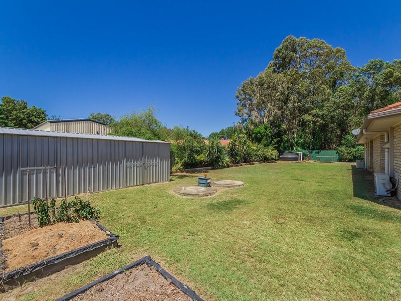 9 Pelican Parade, Jacobs Well QLD 4208