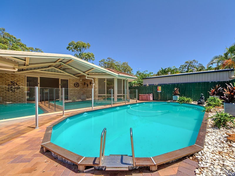 9 Pelican Parade, Jacobs Well QLD 4208