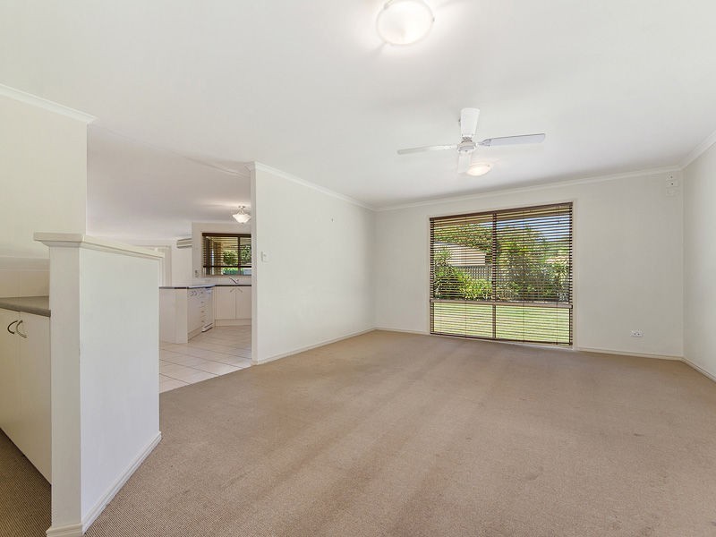 9 Pelican Parade, Jacobs Well QLD 4208