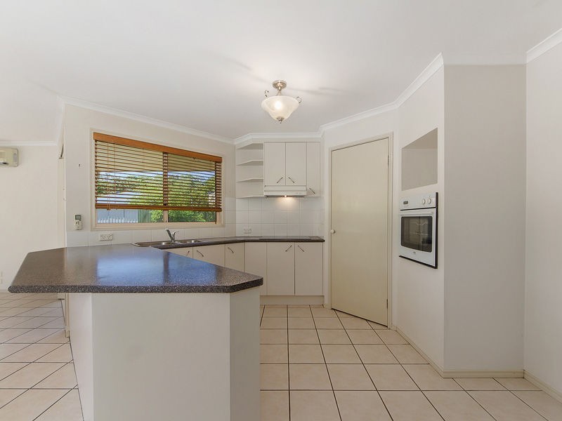 9 Pelican Parade, Jacobs Well QLD 4208