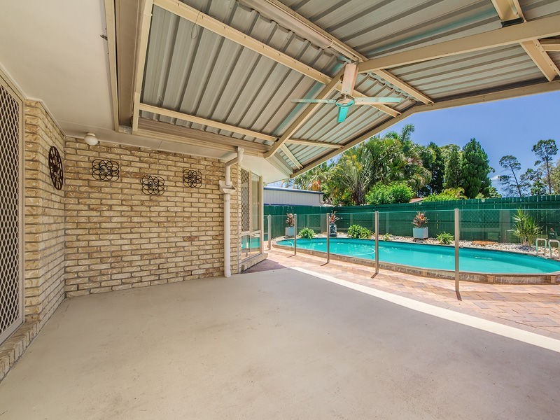 9 Pelican Parade, Jacobs Well QLD 4208