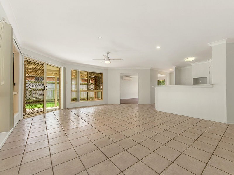 69 Gawain Drive, Ormeau QLD 4208