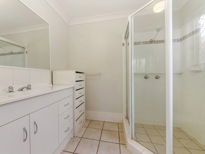 69 Gawain Drive, Ormeau QLD 4208