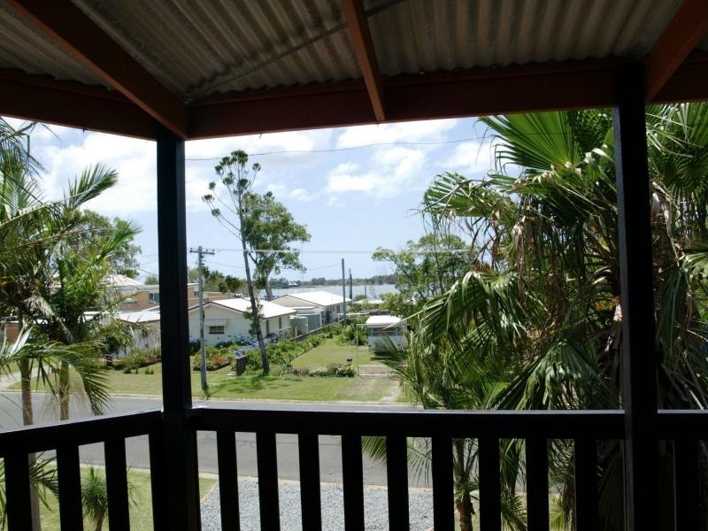 35 Warana Avenue, Steiglitz QLD 4207