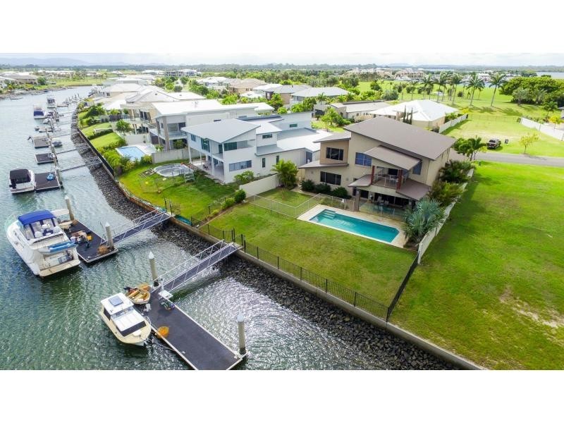 43 Marina Parade, Calypso Bay, Jacobs Well QLD 4208