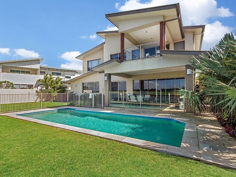 43 Marina Parade, Calypso Bay, Jacobs Well QLD 4208