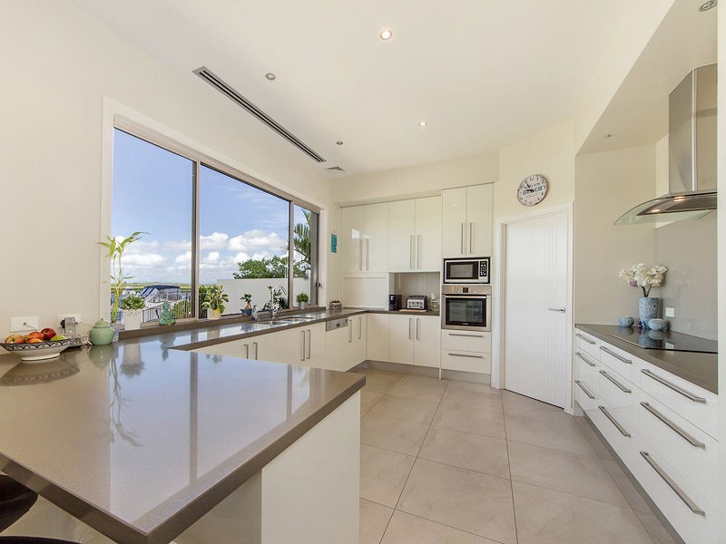 43 Marina Parade, Calypso Bay, Jacobs Well QLD 4208