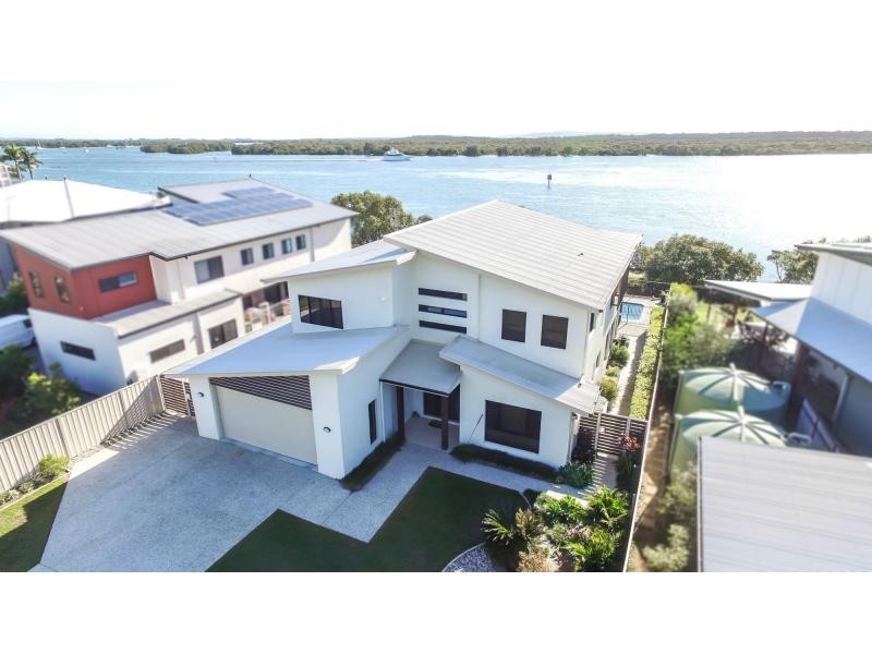 42 Esplanade, Jacobs Well QLD 4208