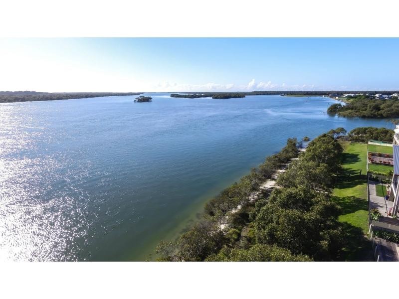 42 Esplanade, Jacobs Well QLD 4208