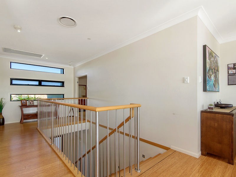 42 Esplanade, Jacobs Well QLD 4208