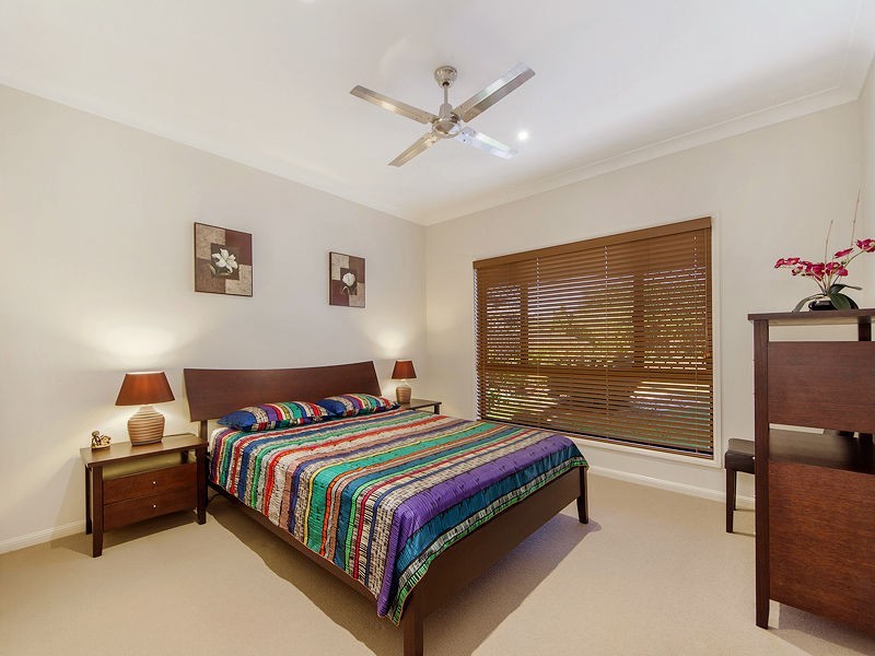 42 Esplanade, Jacobs Well QLD 4208