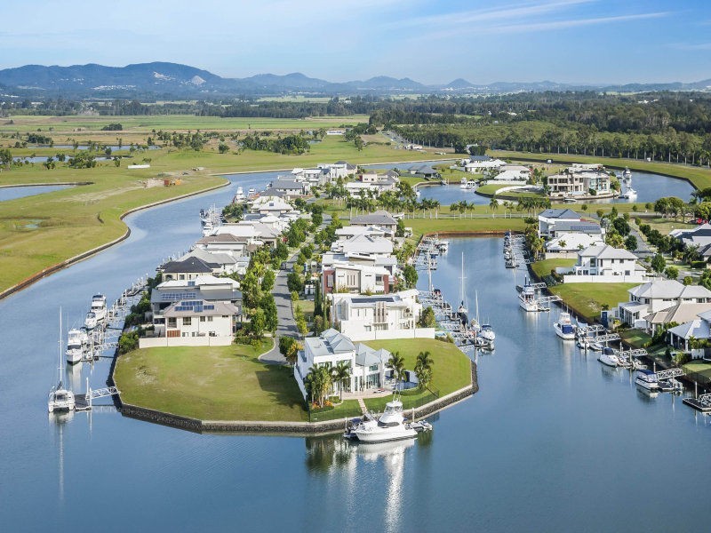 19 MARINA Parade, Jacobs Well QLD 4208