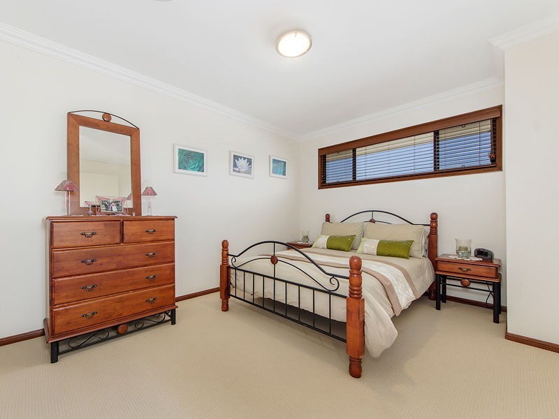 39 ESPLANADE, Jacobs Well QLD 4208