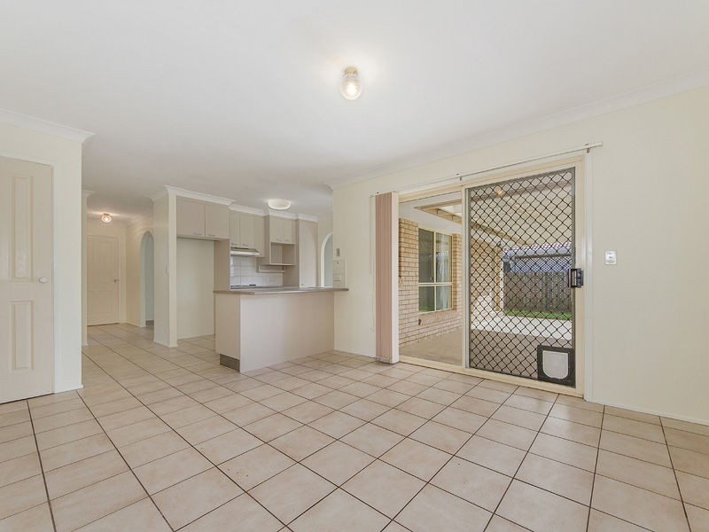 16 Helmore Road, Jacobs Well QLD 4208
