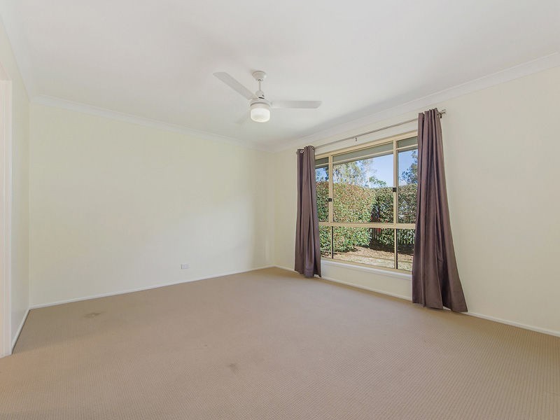 16 Helmore Road, Jacobs Well QLD 4208