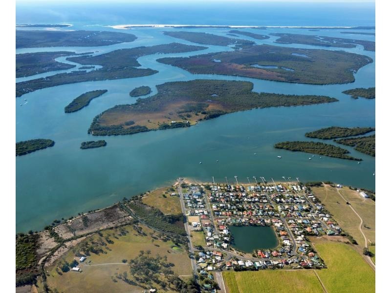 15 Hibiscus Street, Cabbage Tree Point, Steiglitz QLD 4207